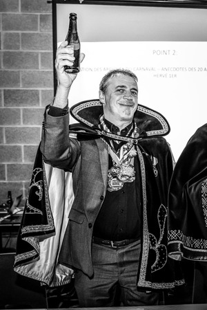 - Prince en 1992
- Roi en 2007
- Empereur en 2012